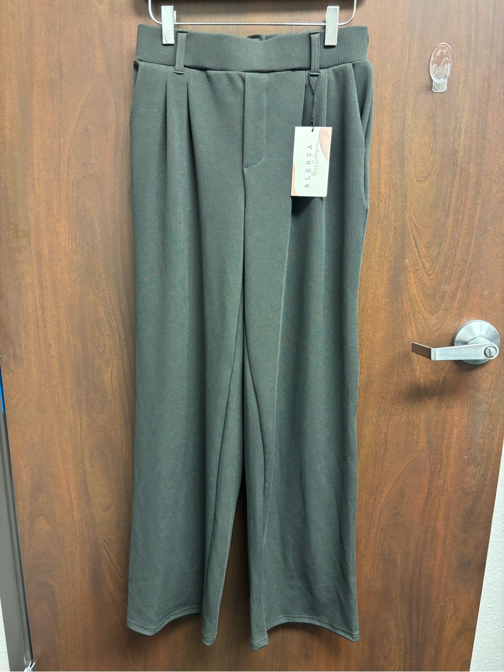 BLENCA Wide Leg Pull-On Pants NWT Cinder Size Medium